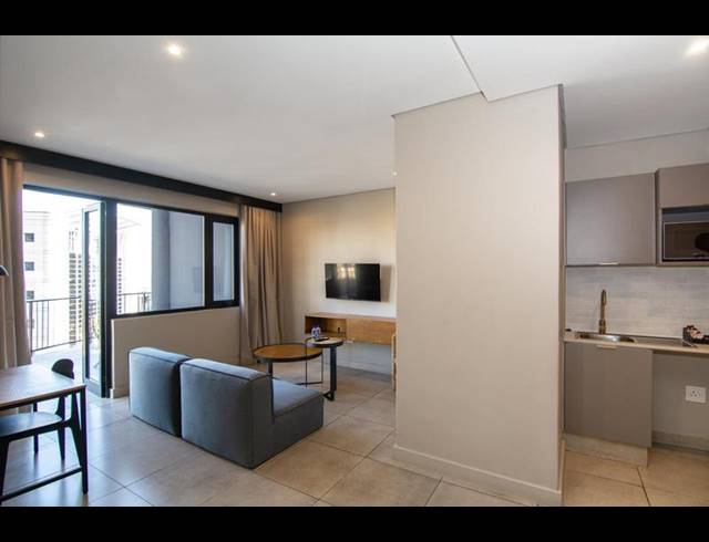 1 BEDROOM APARTMENT FOR SALE IN SANDOWN